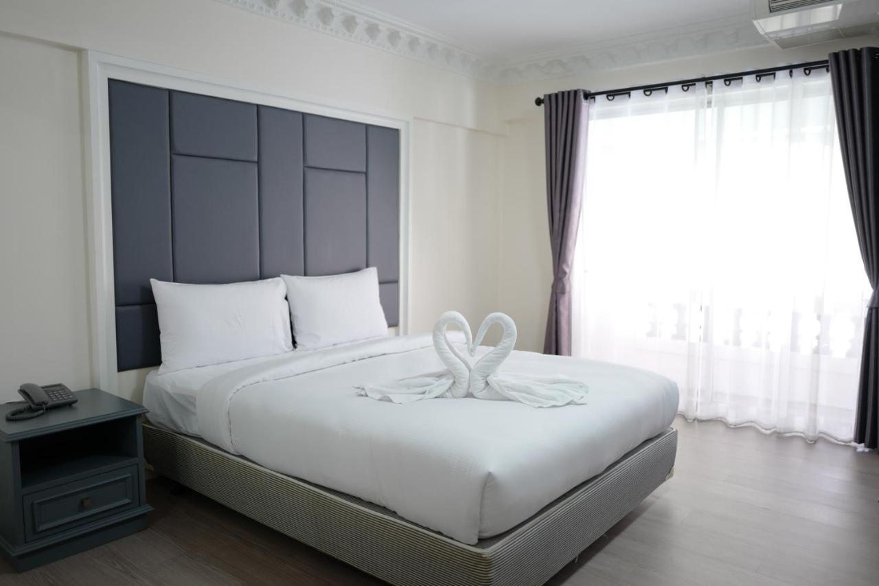 Deluxe Double Room,965023057:JPEG